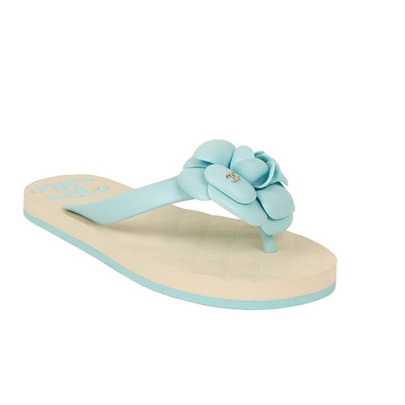 CHANEL Blue/Ivory Flower Quilted Flip Flop Sandals Shoes Size 4 US 35 EU C - Picture 1 of 9